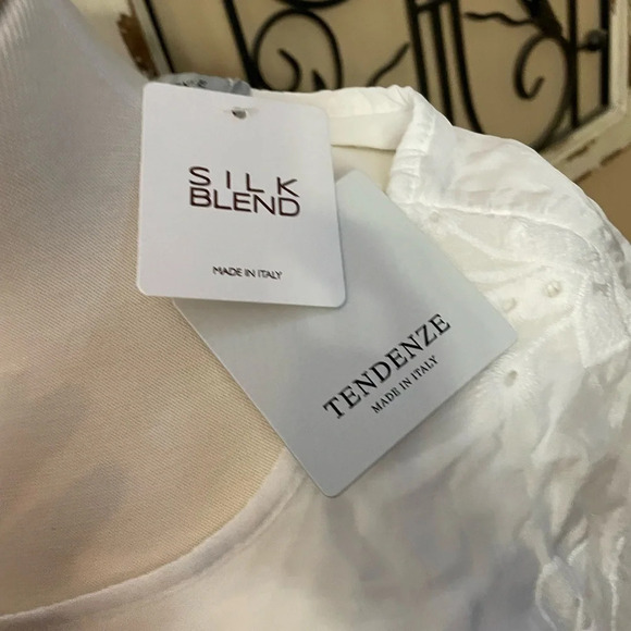 NWT TENDENZE silk white embroidered blouse Size S - Picture 2 of 7